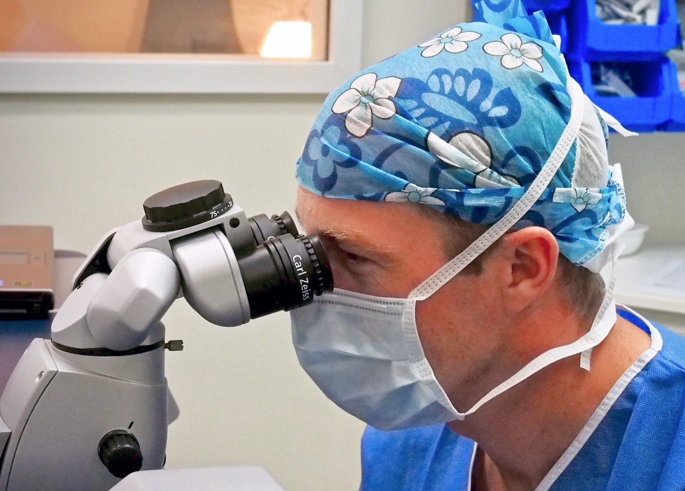 Le Dr Grasswill | Ophtalmologie et chirurgie du regard | Strasbourg